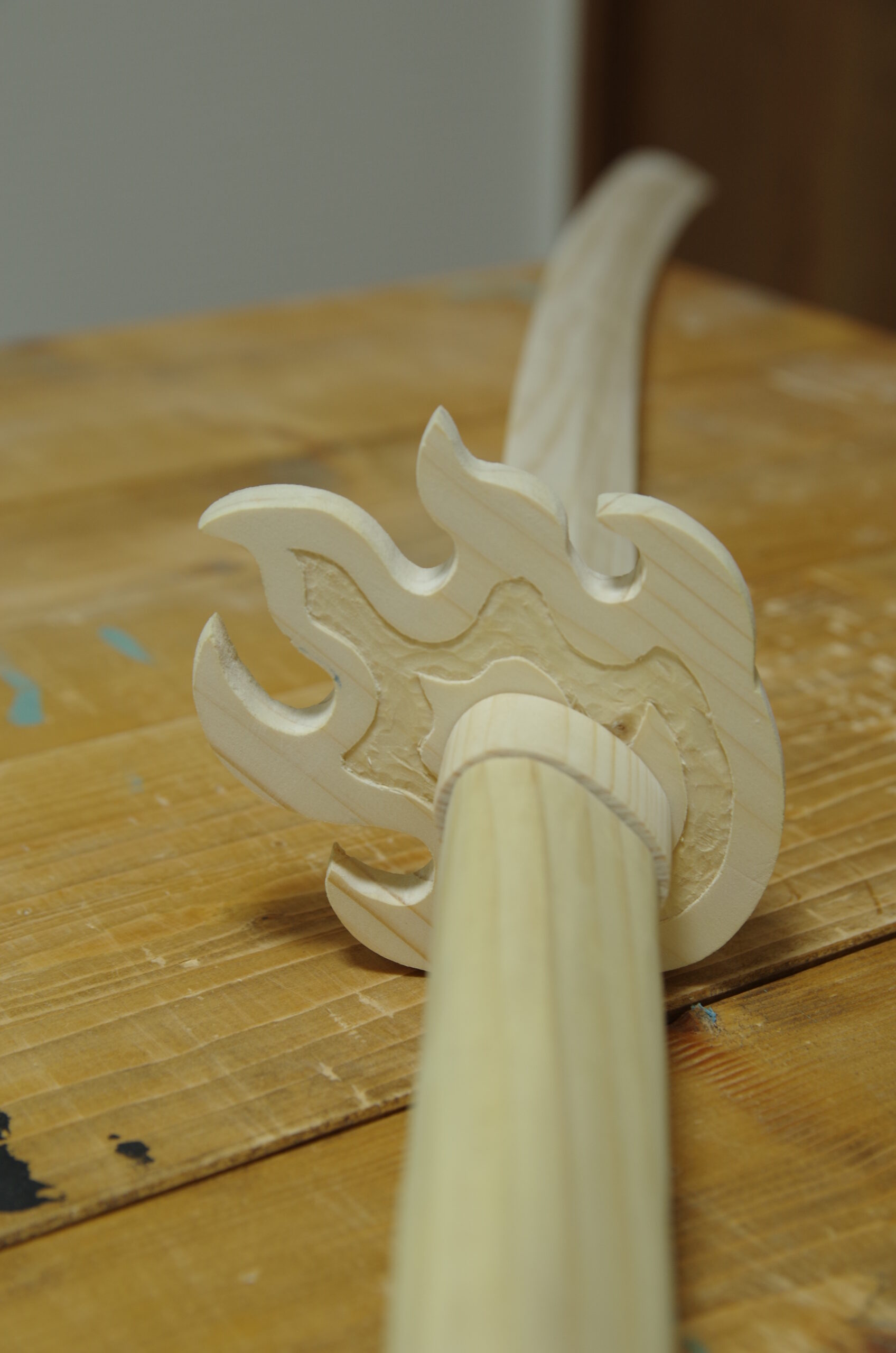 Diy 煉獄杏寿郎の日輪刀 木製 の作り方 Part 1 鬼滅の刃 とーちゃんのメモブログ
